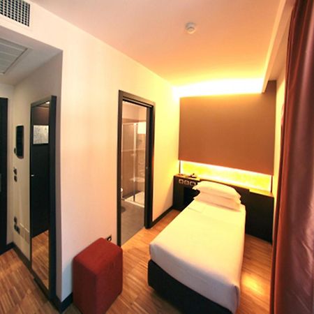 Postumia Hotel Design Oderzo Zimmer foto