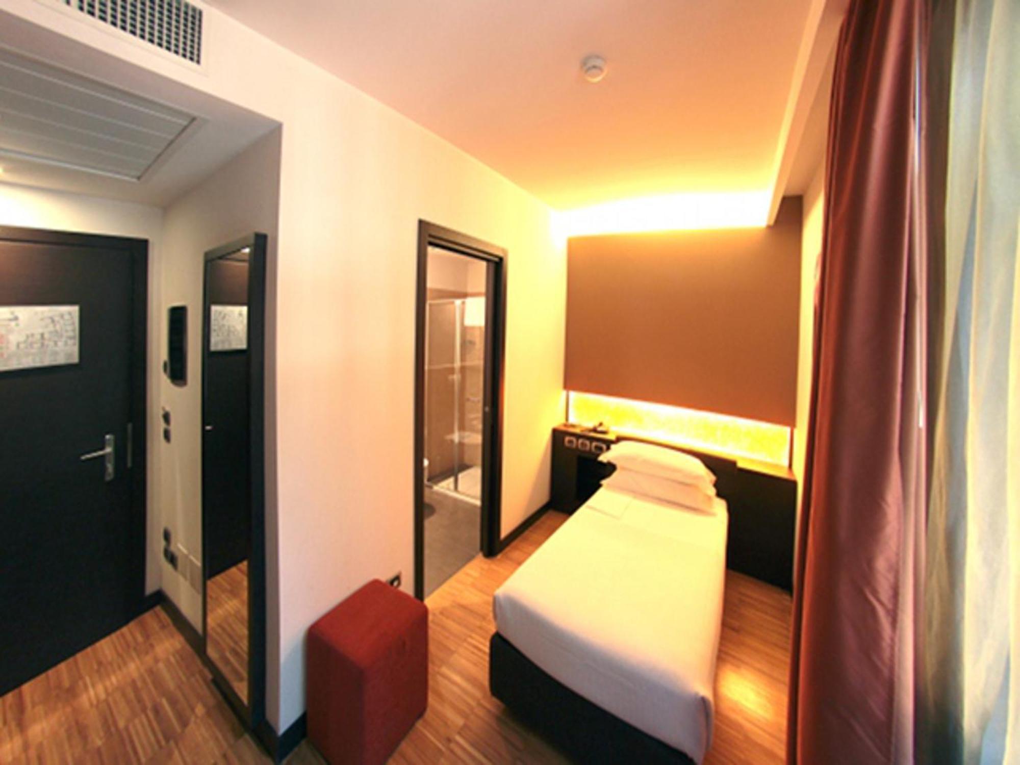 Postumia Hotel Design Oderzo Zimmer foto