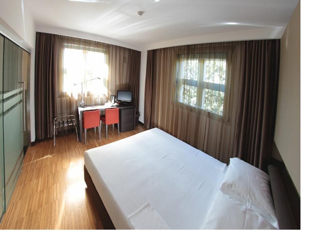 Postumia Hotel Design Oderzo Exterior foto